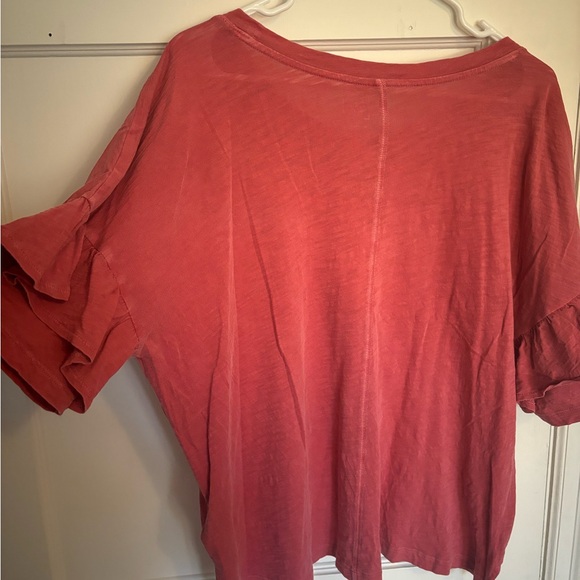 Gap large t shirt with ruffled sleeves - Picture 4 of 5